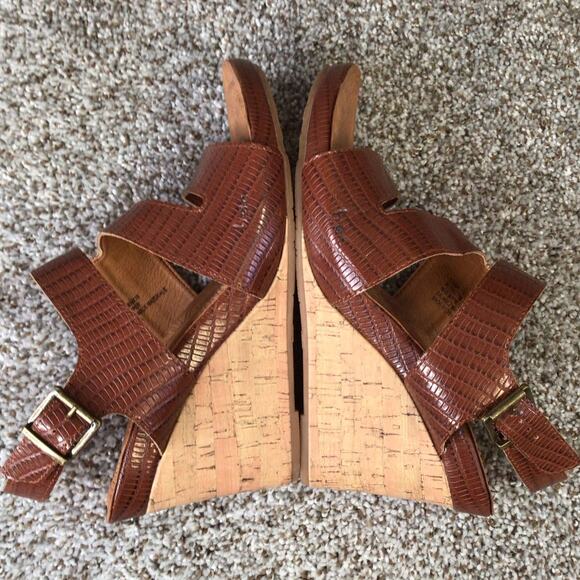 BOC Born Comfort Cork Wedge Sandals sz 10M - Picture 7 of 16